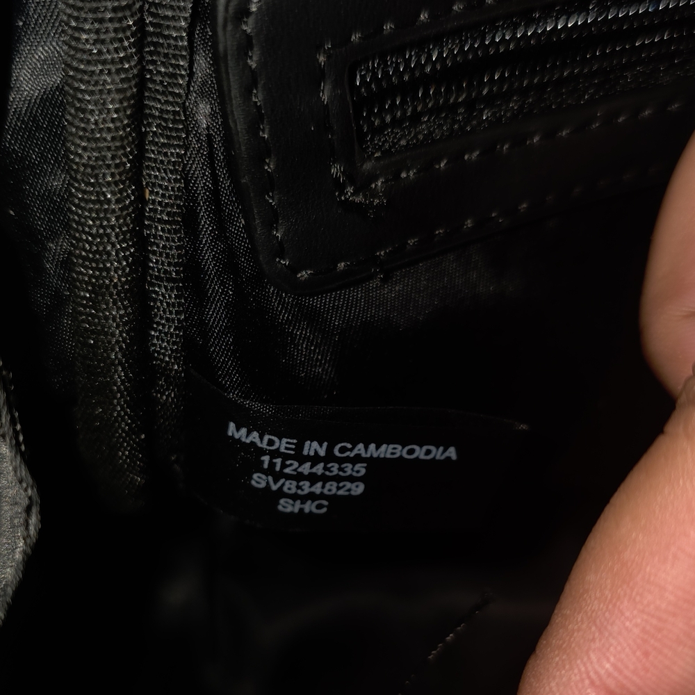 Guess Black And Gray Patterned Backpack - image 4